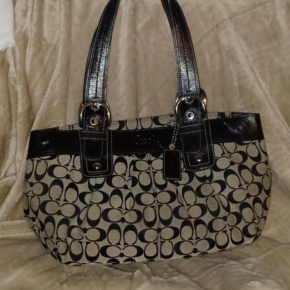 Coach | Bags | Coach F3743 Soho Pleated Tote Signature | Poshmark